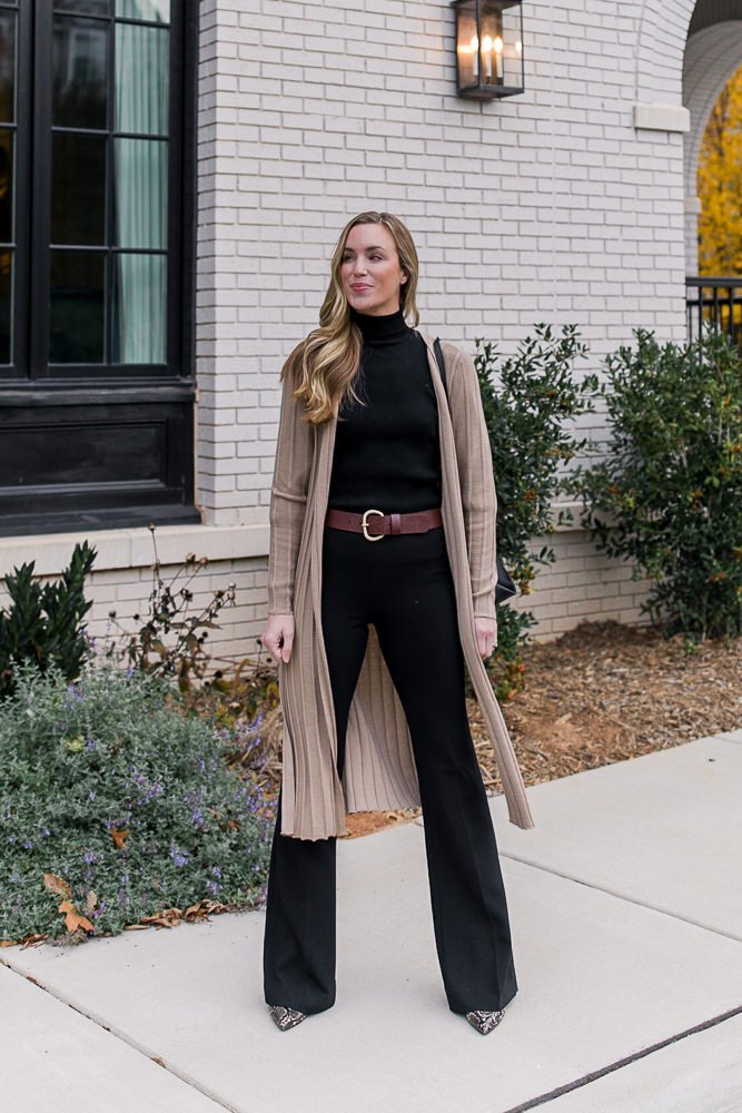 https://inspiredlivingly.com/wp-content/uploads/2025/12/black-turtleneck-outfits-005.jpg