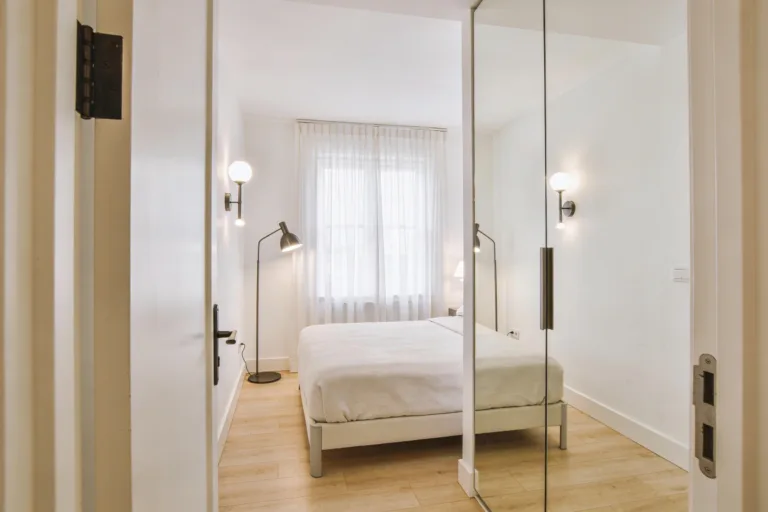 How to Make a Small Bedroom Look Bigger in 24 Hours