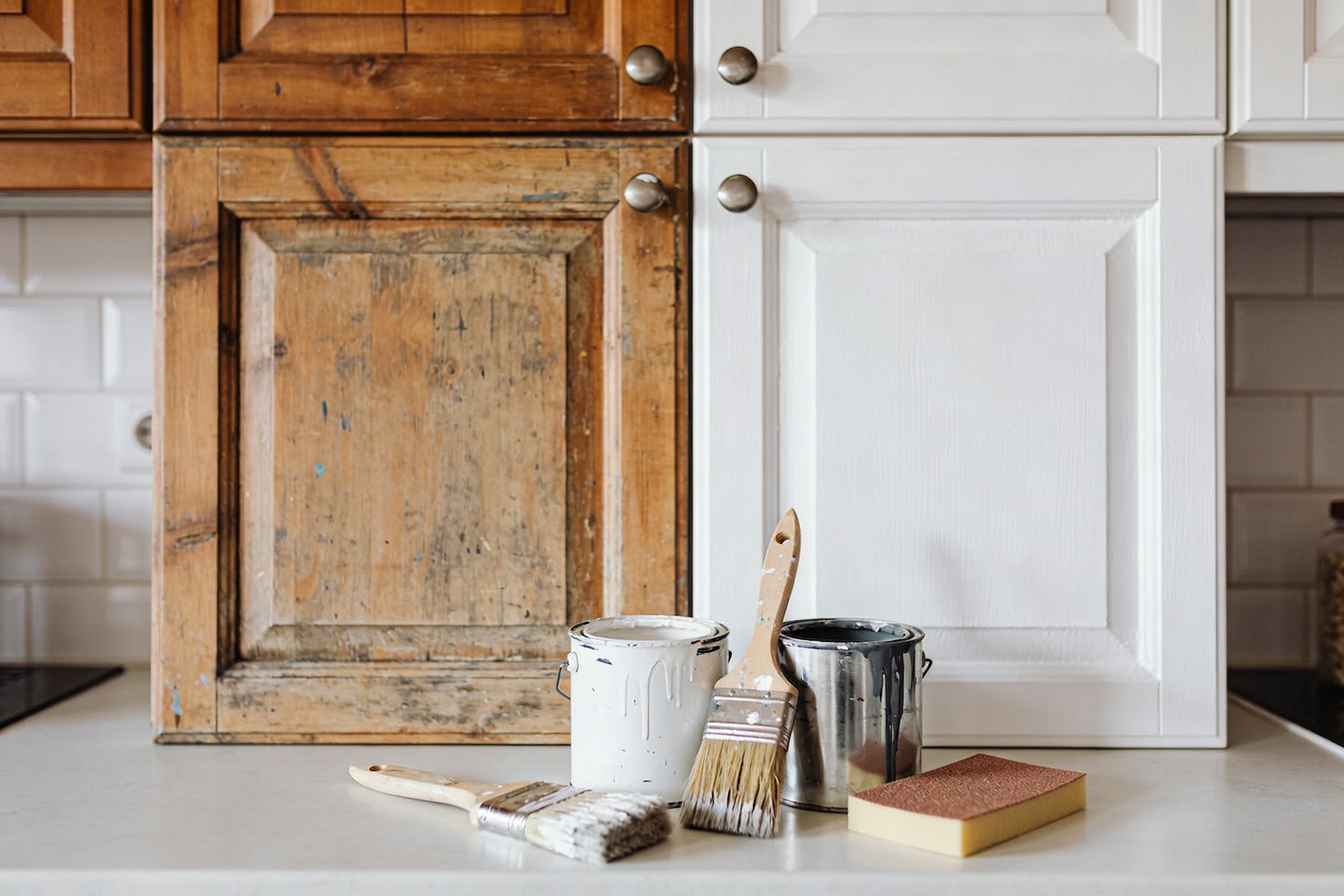 How to Paint Kitchen Cabinets Without Screwing It Up